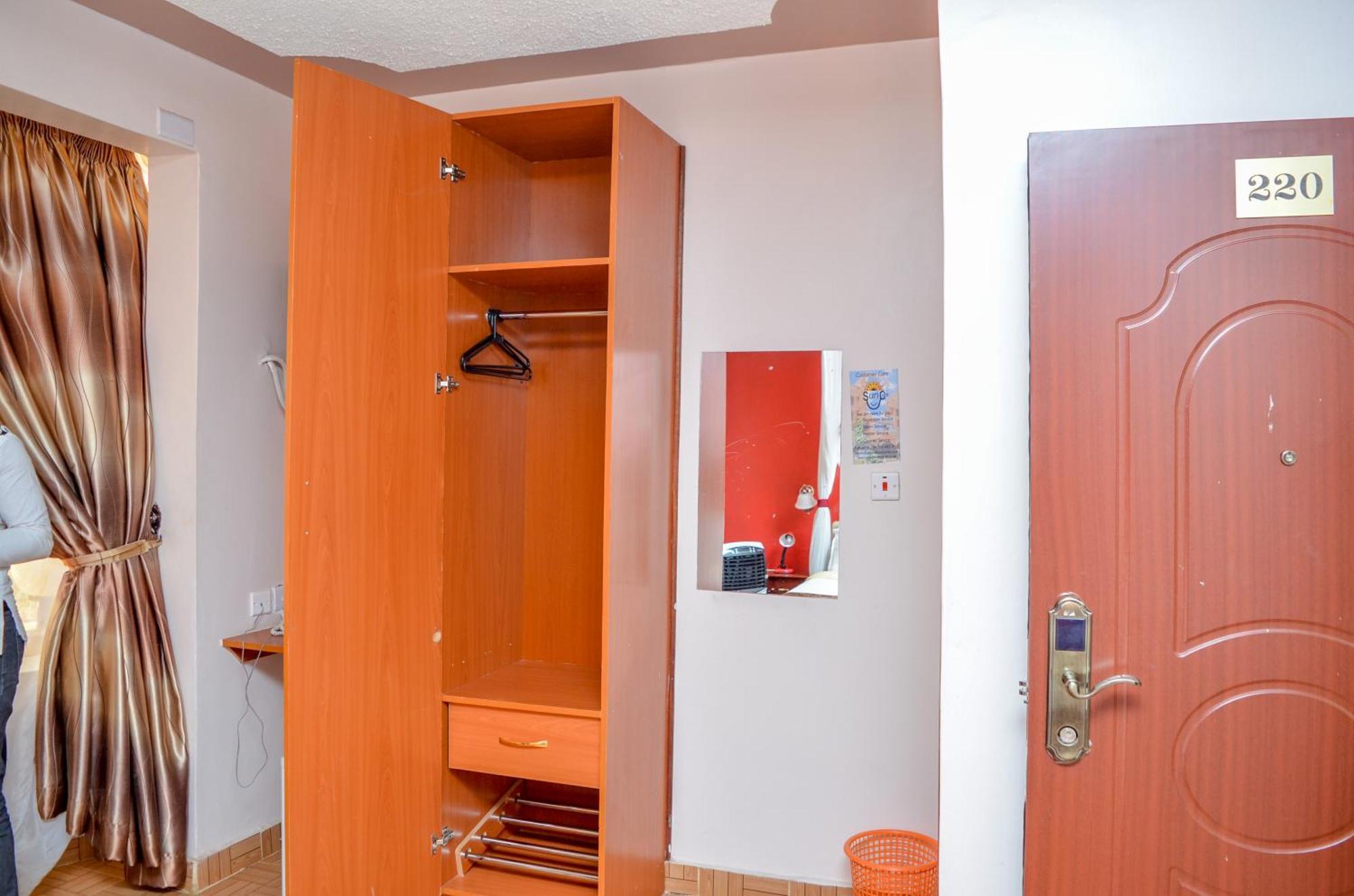 Sunstar Hotel Nairobi Bagian luar foto