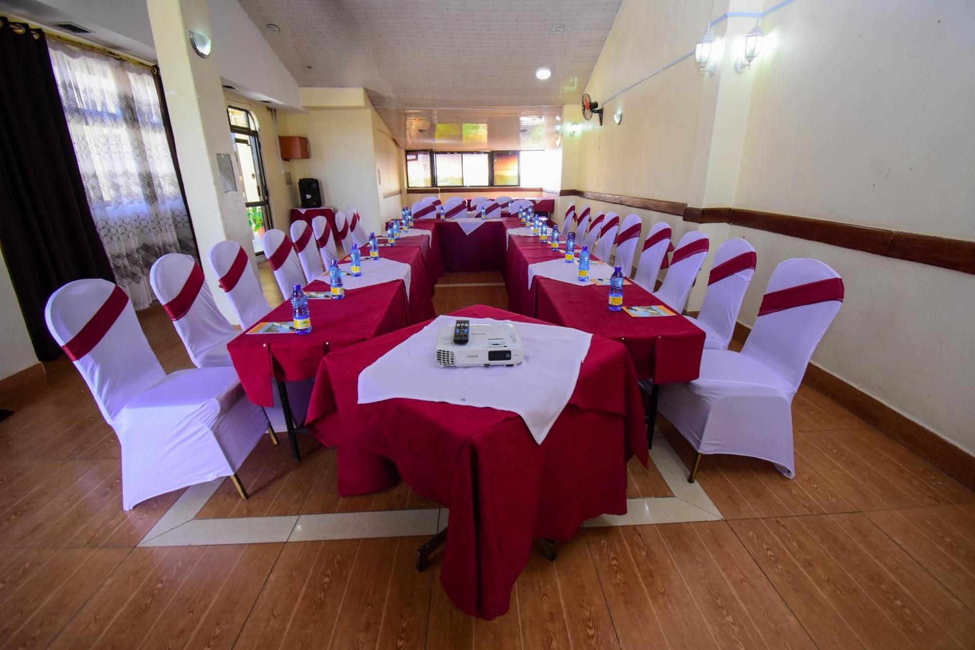 Sunstar Hotel Nairobi Bagian luar foto